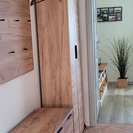 Ferienwohnung Im Roten Haus Stahlbrode Екстер'єр фото